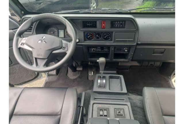 2022年 得利卡 2.4 自排  8人座  第7張相片