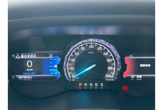 2019年 FORD RANGER 加裝後蓋拖盤  第8張相片