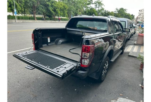 2019年 FORD RANGER 加裝後蓋拖盤  第14張相片