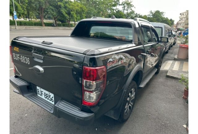 2019年 FORD RANGER 加裝後蓋拖盤  第17張相片