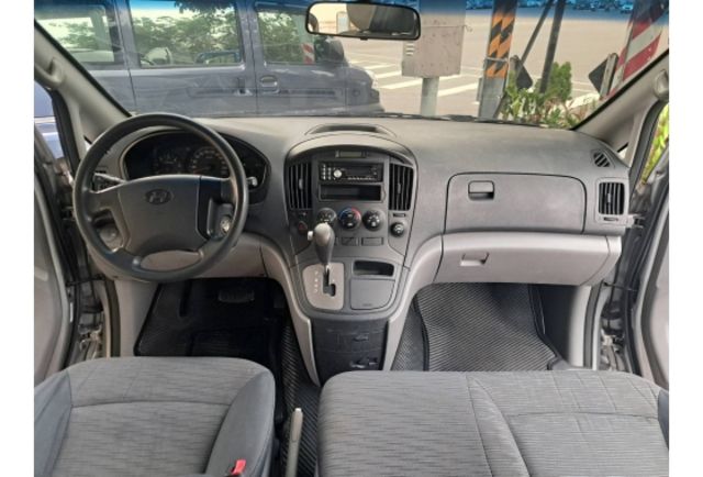 Hyundai STAREX  第6張相片