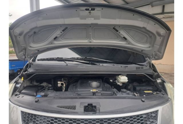 Hyundai STAREX  第7張相片