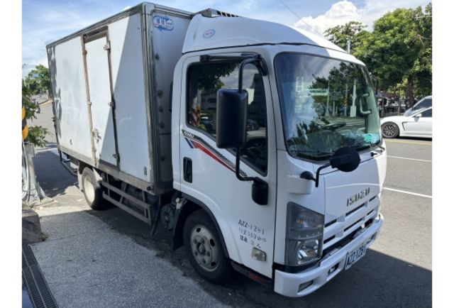 ISUZU 一路發  第1張相片