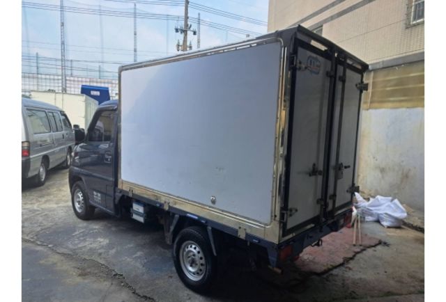 2019年 手排 廂式 可配合裝冷凍機  第4張相片