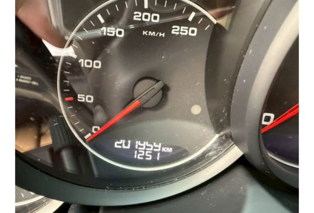 2014年 一手車 原版件 全景式天窗  第9張相片