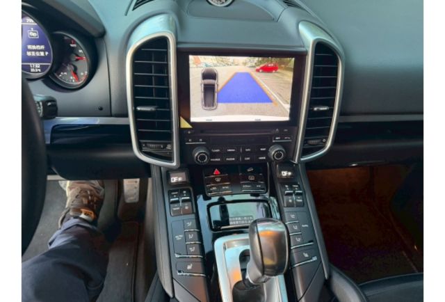 2016/17年型式 一手車 原版件  第10張相片