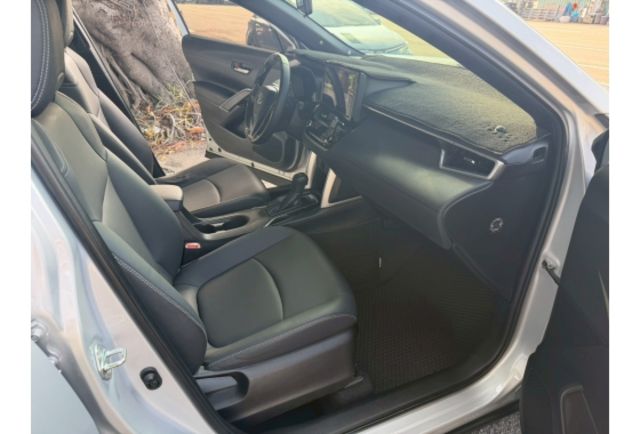 2121年 COROLLA CROSS 一手車 原版件 實跑9萬7  第6張相片