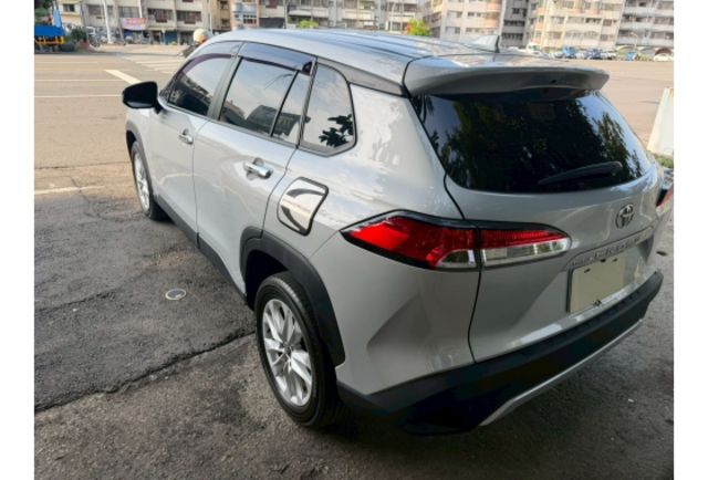 2121年 COROLLA CROSS 一手車 原版件 實跑9萬7  第15張相片