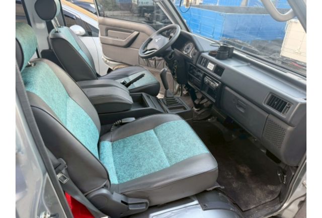 2018年 得利卡2.4  8人座廂型車 一手車 原版件 實跑2萬  第6張相片