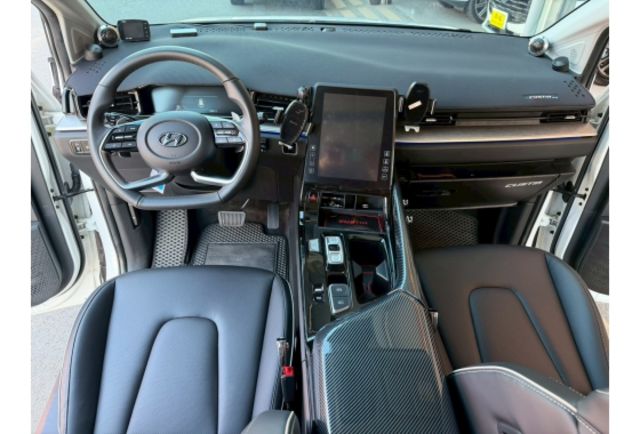 2023年 CUSTIN 一手車 實跑1萬4 改裝幾十萬 大理石迎賓地板 閥門  第6張相片