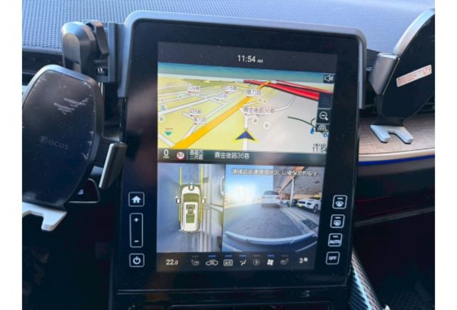 2023年 CUSTIN 一手車 實跑1萬4 改裝幾十萬 大理石迎賓地板 閥門  第9張相片