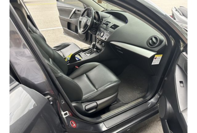 2013年 馬3 一手車 跑13萬  第1張相片