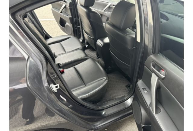 2013年 馬3 一手車 跑13萬  第8張相片