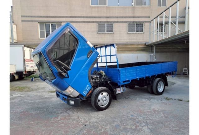 Mitsubishi CANTER  第2張相片