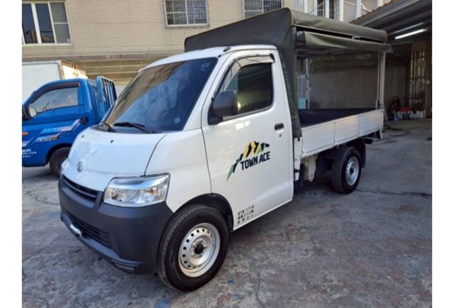 2023年 一手車 跑1萬3 三面凡布  第2張相片