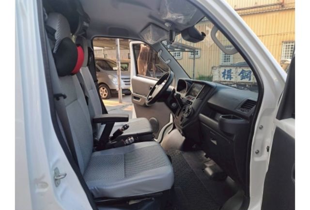 2023年 一手車 跑1萬3 三面凡布  第5張相片