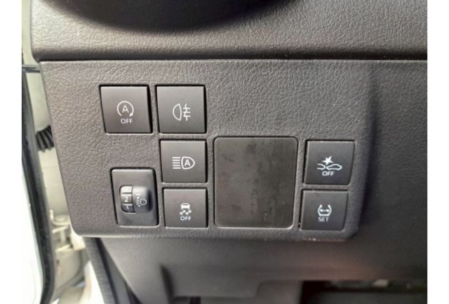 2023年 一手車 跑1萬3 三面凡布  第13張相片