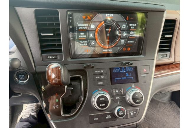 2016年 SIENNA 頂級版 新車290萬  第7張相片