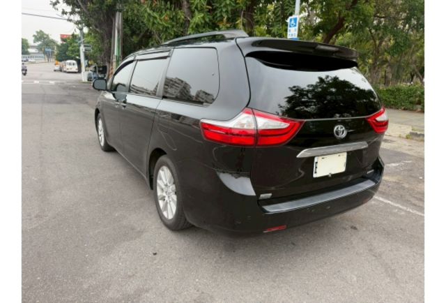 2016年 SIENNA 頂級版 新車290萬  第22張相片