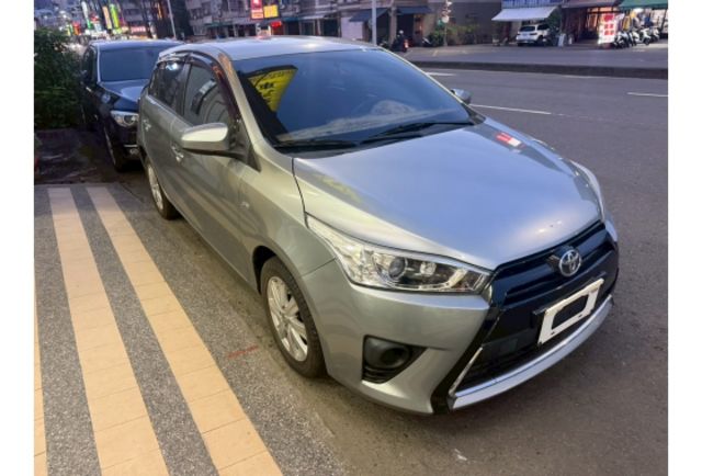 2017年 YARIS 一手車實跑4萬8  第1張相片