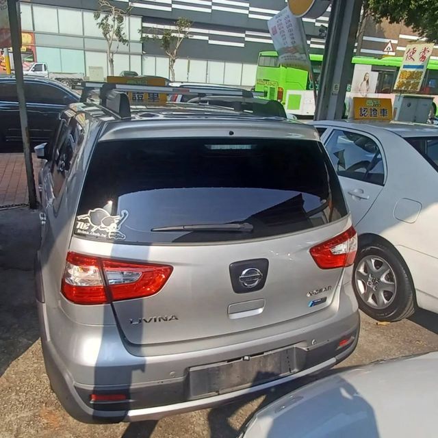 NISSAN日產 LIVINA  第4張相片