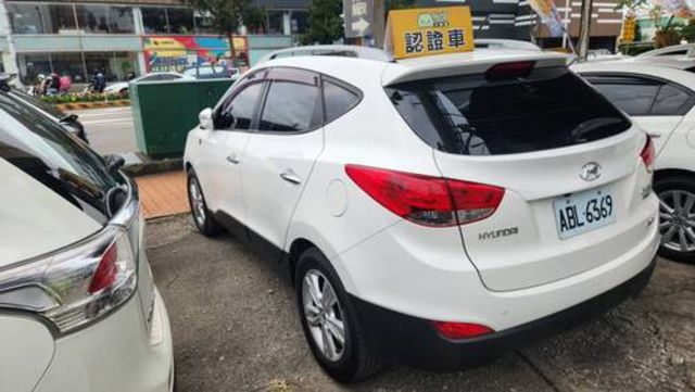 HYUNDAI現代 IX35  第3張相片