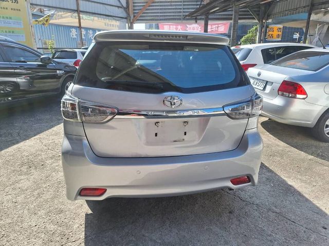 TOYOTA豐田 WISH  第4張相片