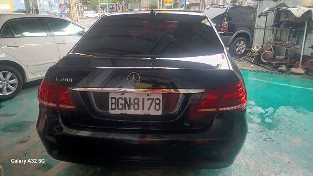 M-BENZ賓士 E200  第4張相片