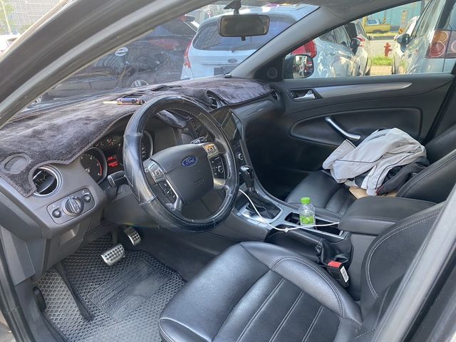 FORD福特 MONDEO  第7張相片
