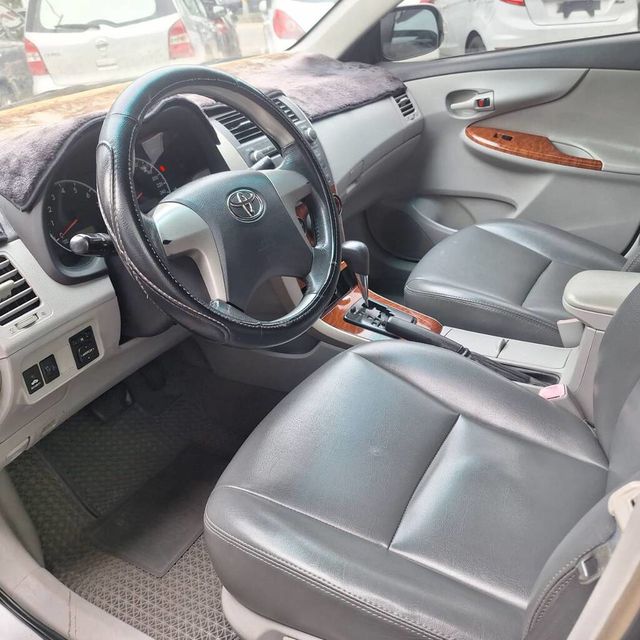 TOYOTA豐田 ALTIS  第6張相片