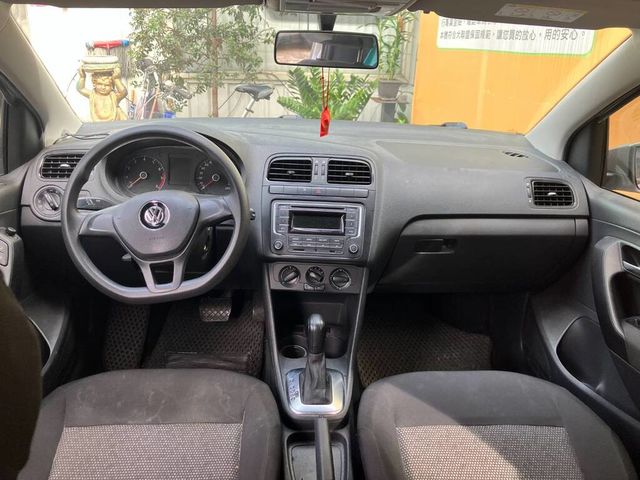 VOLKSWAGEN福斯 POLO  第6張相片
