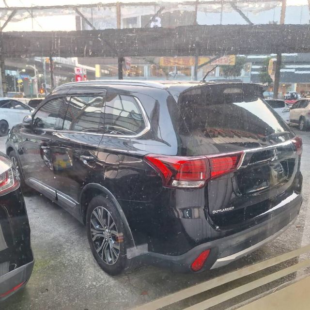 MITSUBISHI三菱 OUTLANDER  第11張相片
