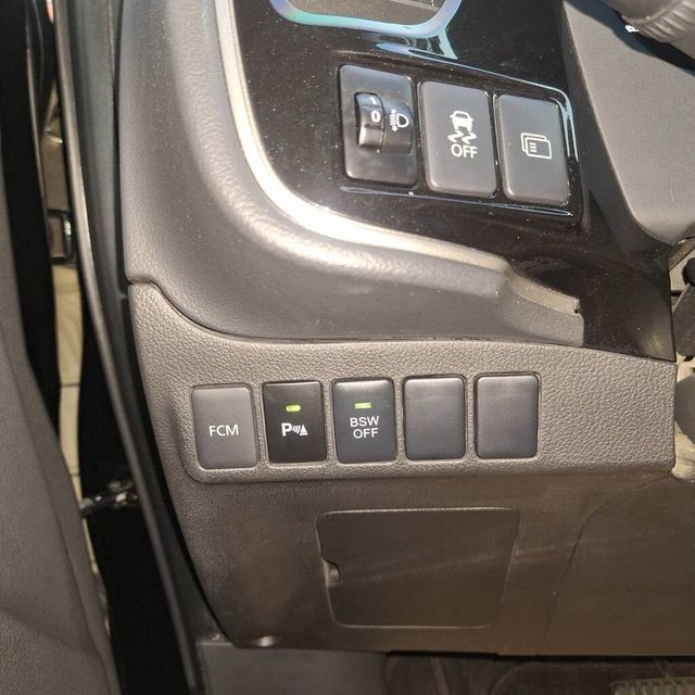 MITSUBISHI三菱 OUTLANDER  第21張相片