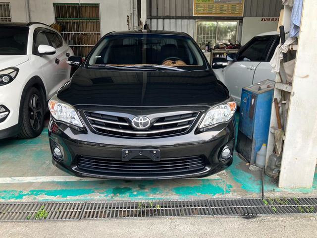 TOYOTA豐田 ALTIS  第3張相片