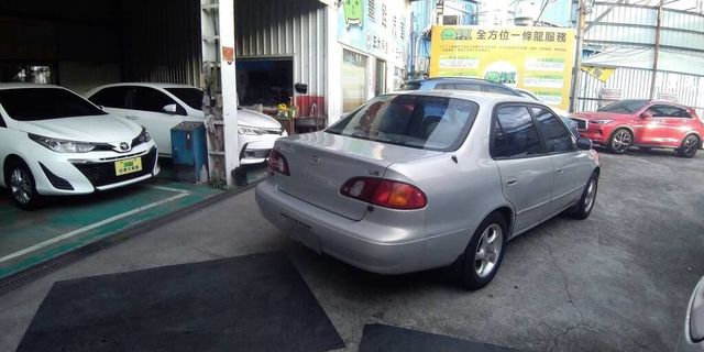 TOYOTA豐田 COROLLA  第6張相片