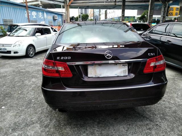 M-BENZ賓士 E200  第5張相片