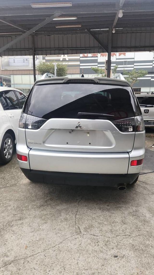MITSUBISHI三菱 OUTLANDER  第5張相片