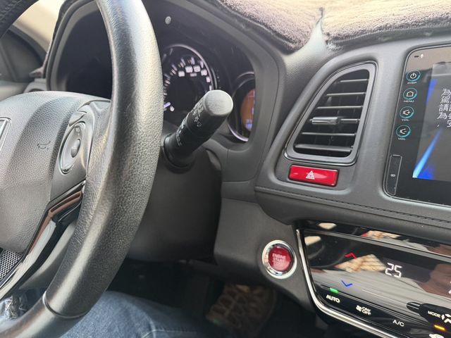 HONDA本田 HR-V  第8張相片