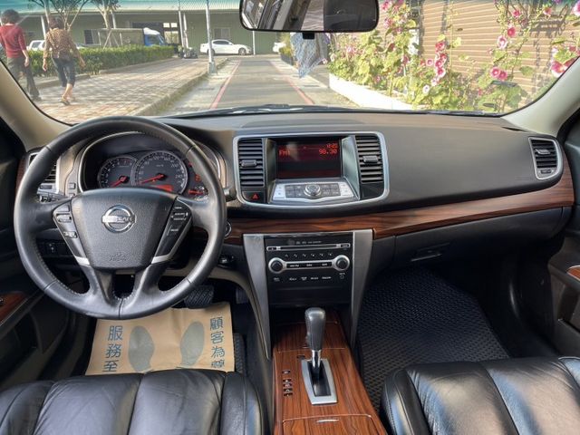 一手車庫車 ➤ 2010年TEANA  免鑰匙-恆溫-大空間椅子超好坐-內外新-無菸車 CP值最高的房車  第12張相片