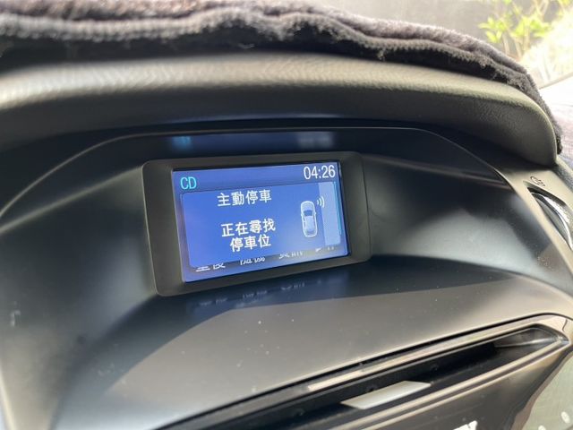 頂級運動款➤ 柴油大扭力!  免鑰匙- 恆溫-自動停車-一手車-全程原廠保養 全車原版件 前車主超用心照顧  第14張相片