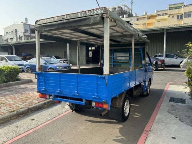五面棚+黑墊 ➤2014年新車頭-一手車-內外漂亮-發財貨車最耐用問題少-引擎最耐操-買到賺到 可全額貸款  第9張相片