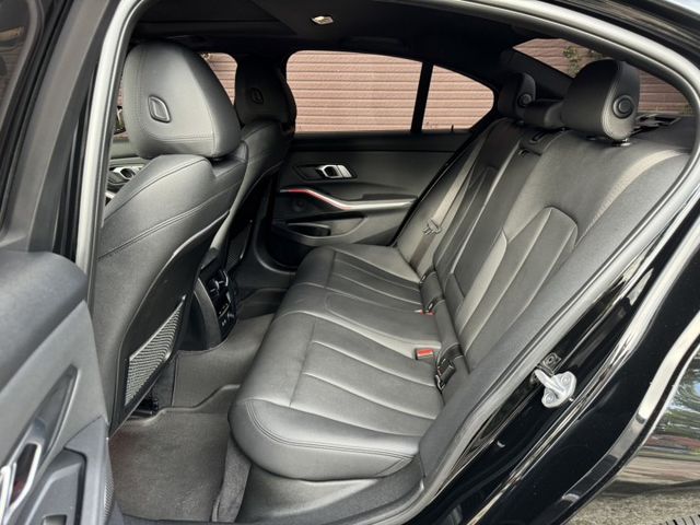 僅跑7萬➤2019年330i x-drive  M套件-數位儀表-內外超新-可全貸  第9張相片