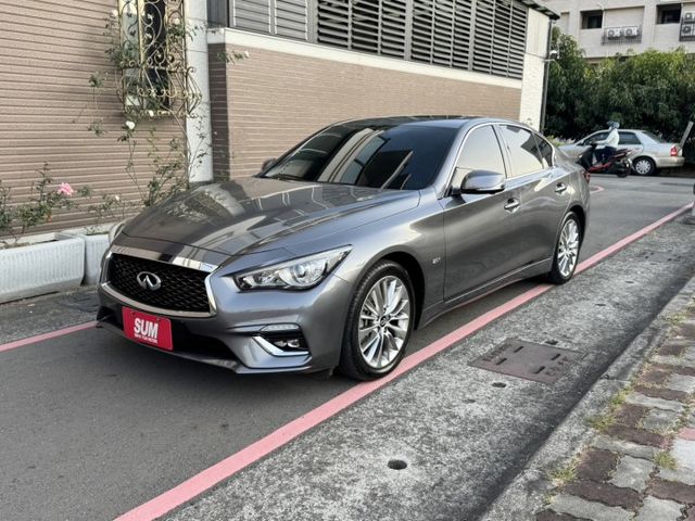 旗艦款有跟車➤2019年式Q50 最高階2.0T-免鑰匙-一手車-小改後無凸輪軸問題  第2張相片