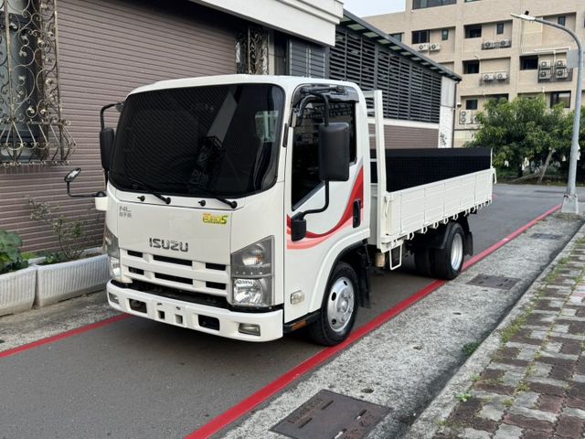 自排11.5呎➤2017年一路發-一手車-原廠保養-原版件-內外漂亮無惡操  第2張相片