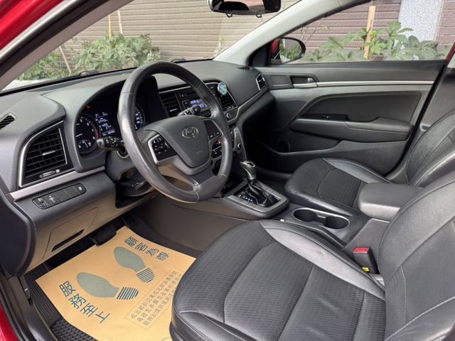 內外漂亮➤ELANTRA 安卓機-一年僅跑1萬多-好開空間大-可全貸  第8張相片