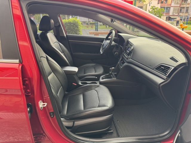 內外漂亮➤ELANTRA 安卓機-一年僅跑1萬多-好開空間大-可全貸  第11張相片