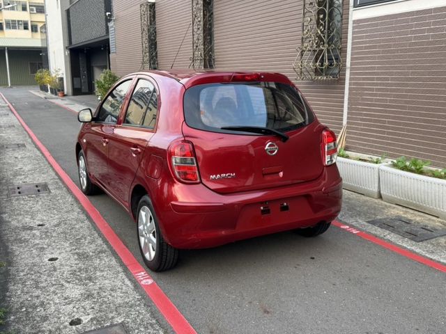僅跑6萬➤2016年MARCH 1.5 內外新-小車好開好停-省油省稅-可全貸  第5張相片