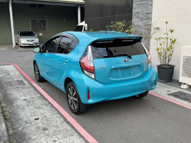 油電➤2019年 PRIUS C 1.5 省油好開-原廠保養-進口掀背小車-可全貸  第5張相片