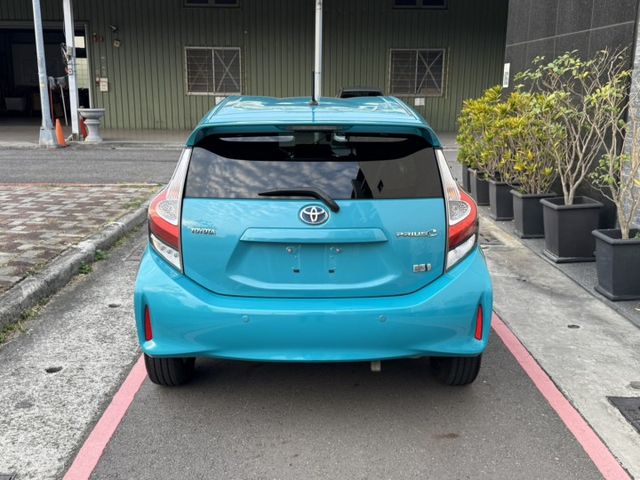 油電➤2019年 PRIUS C 1.5 省油好開-原廠保養-進口掀背小車-可全貸  第6張相片