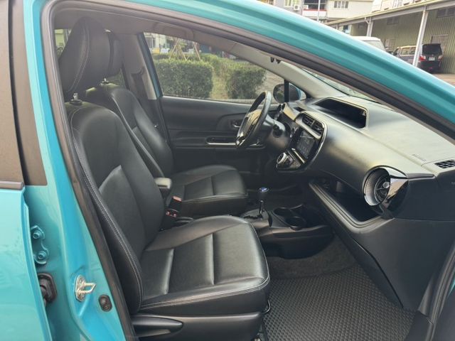 油電➤2019年 PRIUS C 1.5 省油好開-原廠保養-進口掀背小車-可全貸  第10張相片